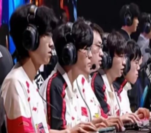 年文化宣传,领域绽放新,光芒,万博manbetx体育平台,万博体育官网,万博体育app下载,ManBetX,SPORTS